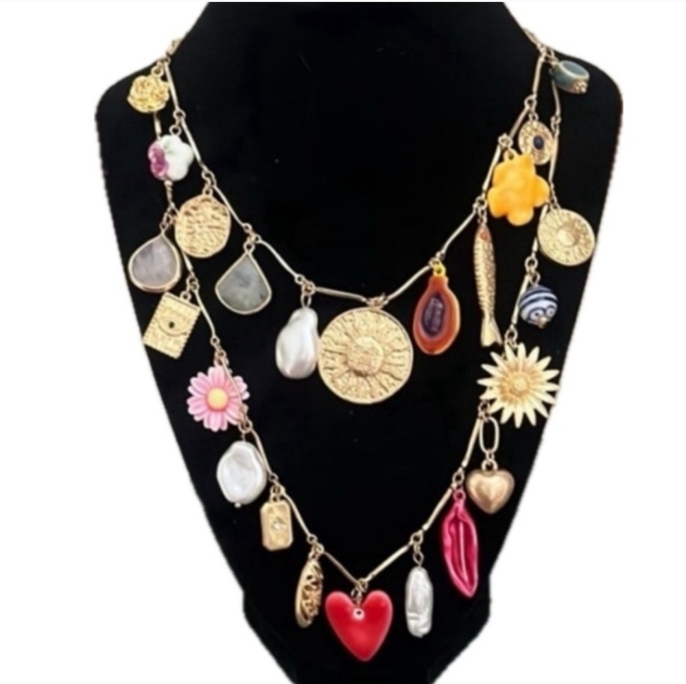❤️▪️ATTERRI▪️beautiful  Multi Charm Layered  Necklace